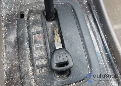 2000 Honda Accord 3.0 Ex из США, поврежденный, VIN 1HGCG1658YA085999